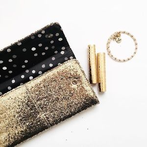 NIP Thirty-One City Lights Clutch in Gold Glimmer